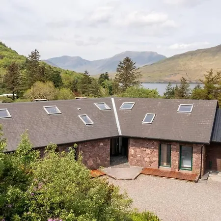 Heather With Sea And Mountain Views Apartment