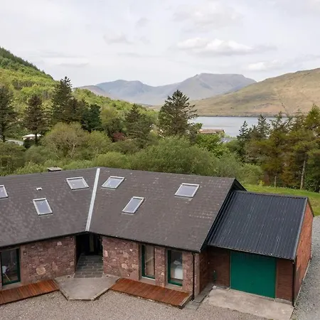 Heather With Sea And Mountain Views *