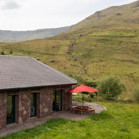 Heather With Sea And Mountain Views * Leenaun